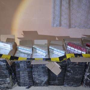 Doi maramureşeni cercetaţi pentru contrabandă şi peste 40.000 de pachete cu țigări confiscate la frontiera de nord