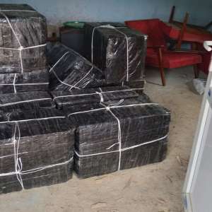 Peste 22.000 de pachete cu țigări confiscate și doi sătmăreni cercetați pentru contrabandă