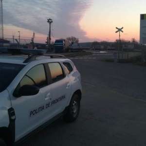 Poliţă de asigurare falsă, descoperită la controlul de frontieră