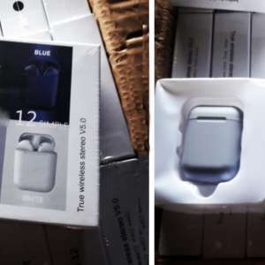 Căști audio și parfumuri contrafăcute, descoperite într-un container sosit în Portul Constanța