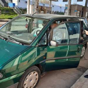 Certificate de atestare a dobândirii cetățeniei false, descoperite la controlul de frontieră