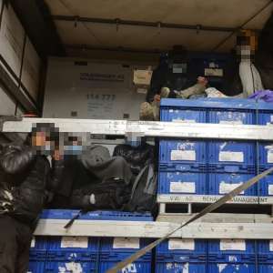 Cetățeni din Afganistan şi Pakistan opriţi din drumul ilegal către Vestul Europei