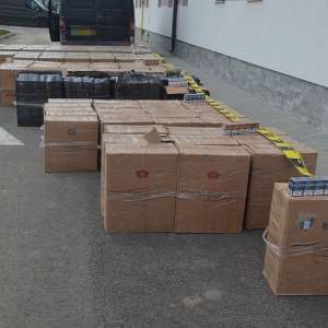 Peste 80.000 pachete țigări, în valoare de aproximativ un milion de lei,  confiscate la frontiera de nord a României