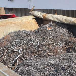 Peste 4 tone de deșeuri, oprite la P.T.F. Giurgiu