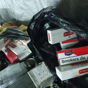 Flagrant organizat contrabandiștilor de țigarete în Portul Constanța