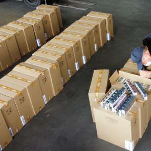 Container cu ţigări nedeclarate, descoperit în Portul Constanţa