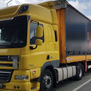 În drum spre state din vestul Europei, ascunși în automarfare