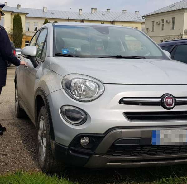 Autoturism căutat de autoritățile din Italia, descoperit în Moisei