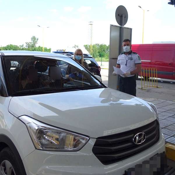 Doi cetățeni bulgari au prezentat teste PCR false pentru a intra în România