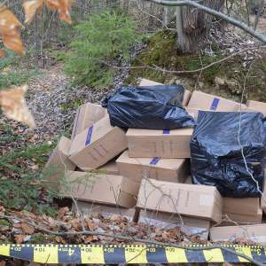 Aproximativ 18.000 pachete țigări, confiscate la frontiera de nord