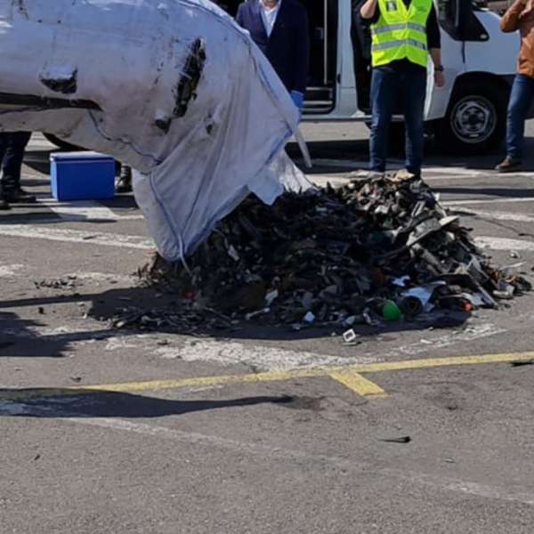 Alte 30 de containere cu deșeuri descoperite în Portul Constanţa, în ultimele două zile