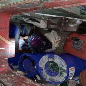 Țigări ascunse la bordul unei nave, descoperite la P.T.F. Galaţi-Port