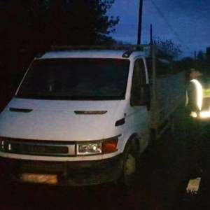 Autoutilitară cu asigurare portugheză falsificată, descoperită în trafic