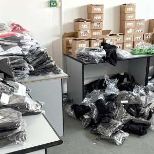 Bunuri susceptibile a fi contrafăcute, estimate la  263.980 lei, descoperite în P.T.F Giurgiu