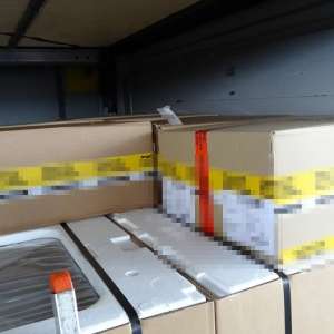 Peste 71.200 de țigarete, ascunse într-un autocamion, descoperite la P.T.F. Calafat