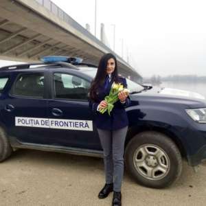 Colegele de lângă noi