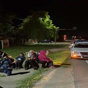 Șase adulți și cinci copii depistaţi la malul Dunării de poliţiştii de frontieră mehedințeni