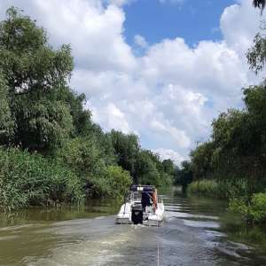 Doi cetăţeni români salvați de polițiștii de frontieră tulceni