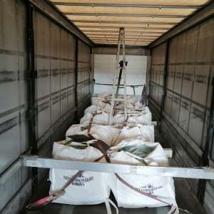 Peste 27 de tone deșeuri încărcate din Turcia și Grecia pentru țara noastră, oprite la P. T. F. Călărași