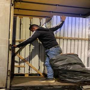 Cetățean sirian, ascuns într-un autocamion, depistat la P.T.F. Giurgiu