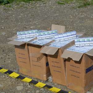 Aproximativ 10.000 pachete cu țigări confiscate la frontiera de nord