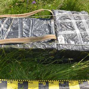 Țigări în valoare de peste 124.000 lei confiscate de poliţiştii de frontieră, la Vicovu de Sus şi Straja