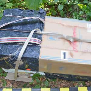Țigări în valoare de peste 124.000 lei confiscate de poliţiştii de frontieră, la Vicovu de Sus şi Straja