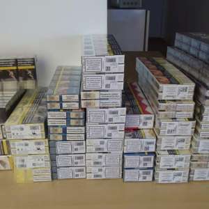 510 de țigarete, ascunse într-un microbuz, descoperite la P.T.F. Calafat