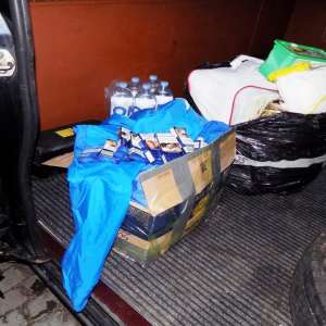 Țigări, ascunse în cutii cu bomboane, și băuturi alcoolice oprite la frontiera de est