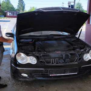 A încercat să părăsească România cu un auto radiat din circulaţie