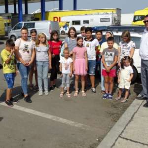 Un grup de 14 elevi de la Școala Gimnazială “Gh. Jienescu”, în vizită la Punctul de Trecere a Frontierei Calafat