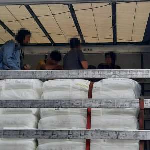 Șase cetăţeni străini depistați de polițiștii de frontieră arădeni