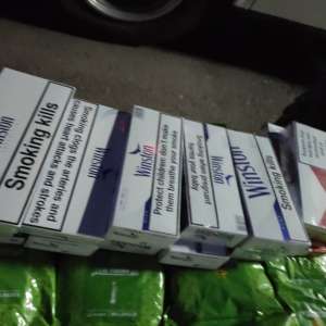 240 de kilograme de tutun aromatizat, descoperite la Stânca