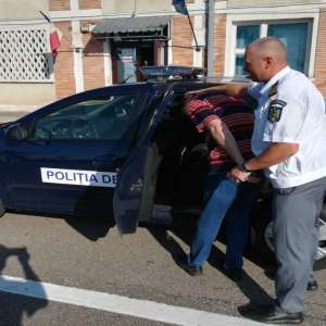 Urmărit internațional, depistat la controlul de frontieră