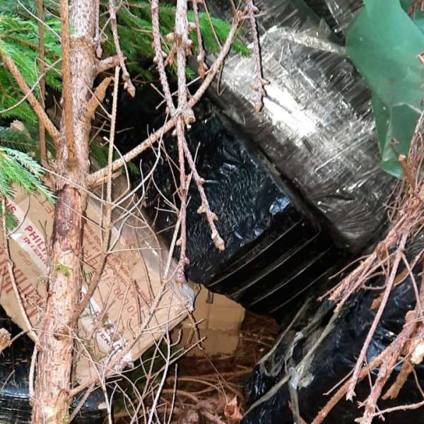 Țigări în valoare de peste 185.000 de lei confiscate la frontiera de nord
