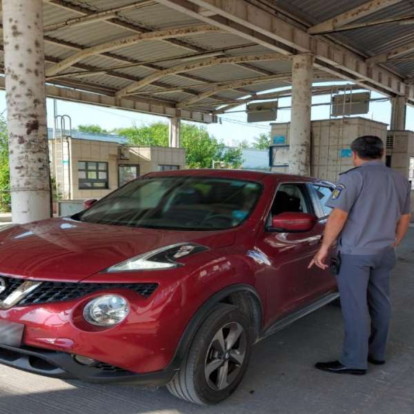 Autoturism radiat din circulaţie, descoperit în trafic de polițiștii de frontieră din P.T.F. Galați rutier