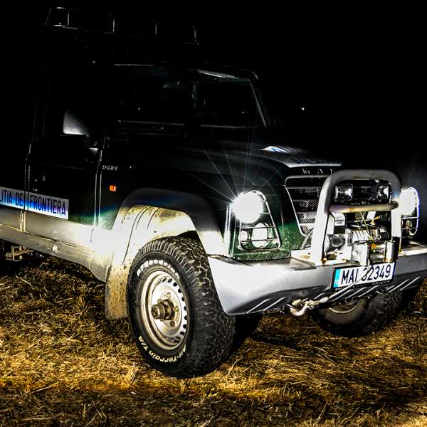 Trei tunisieni opriți de poliţiştii de frontieră din drumul ilegal spre vestul Europei