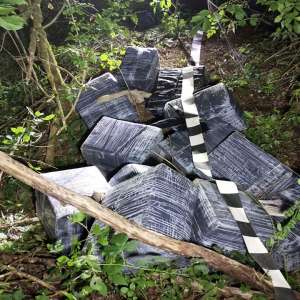 10.000 pachete cu țigări confiscate la graniţa cu Ucraina