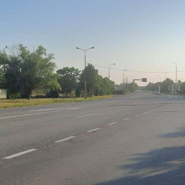Conducea un ansamblu rutier, fără să aibă acest drept