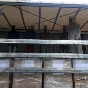 Douăzeci și unu de cetăţeni străini, depistați de polițiștii de frontieră arădeni