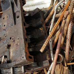 Peste o mie de tone de deșeuri din diferite materiale, transportate ilegal din Serbia, oprite la Cernavodă