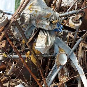 Peste o mie de tone de deșeuri din diferite materiale, transportate ilegal din Serbia, oprite la Cernavodă