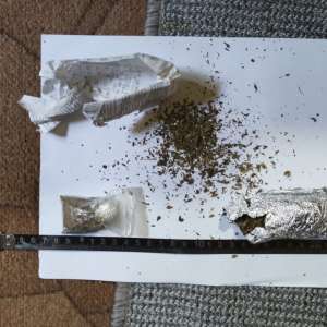 Cannabis și diferite sume în lei și valută confiscate la Sighetu Marmației în urma a șapte percheziții domiciliare