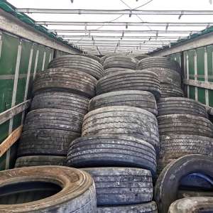 Peste 11 tone de anvelope uzate oprite la P.T.F. Bechet