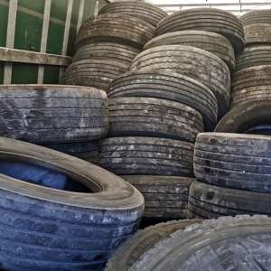 Peste 11 tone de anvelope uzate oprite la P.T.F. Bechet