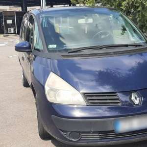 Autoturism cu I.T.P. fals descoperit de polițiștii de frontieră hușeni