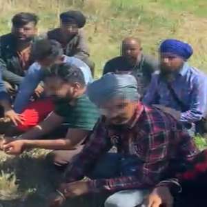 Doi cetățeni, un român și un belgian, cercetaţi pentru trafic de migranţi