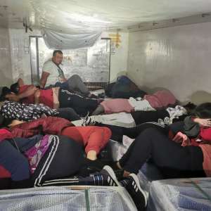 Douăzeci de migranţi depistați de polițiștii de frontieră arădeni