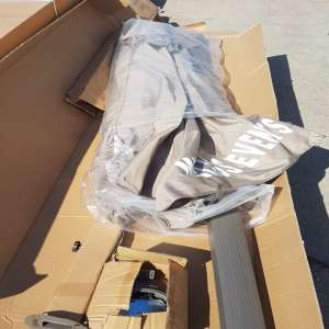 Bunuri în valoare de aproximativ 60.000 lei, introduse in țară prin folosirea de acte nereale, depistate în Portul Constanța