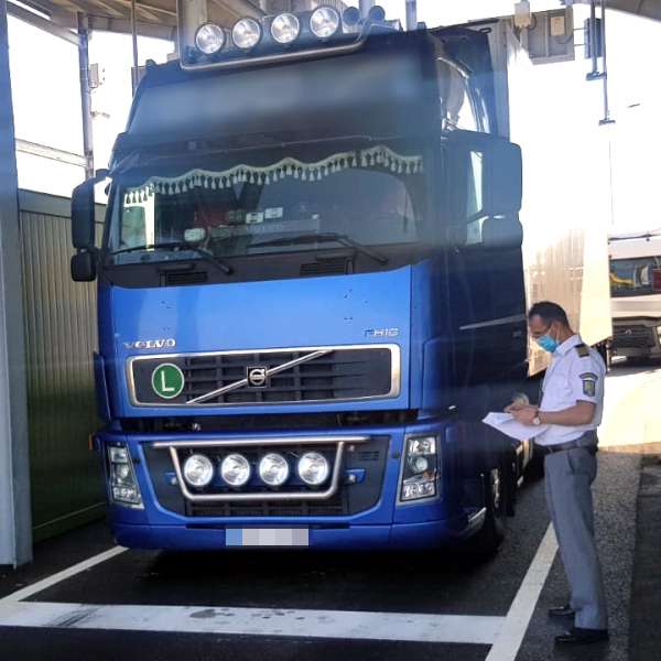 UPDATE   Trafic restricționat temporar pe teritoriul Ungariei pentru automarfare